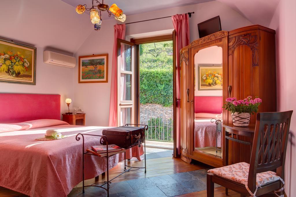 Villa La Favorita Alba  Phòng bức ảnh