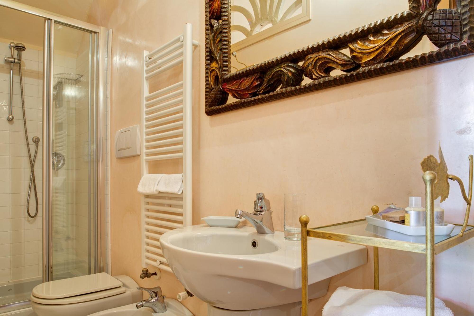Villa La Favorita Alba  Ngoại thất bức ảnh